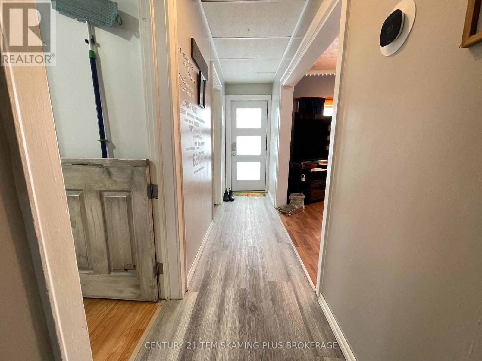 402 Farah Avenue, Temiskaming Shores, Ontario  P0J 1P0 - Photo 22 - T12931130