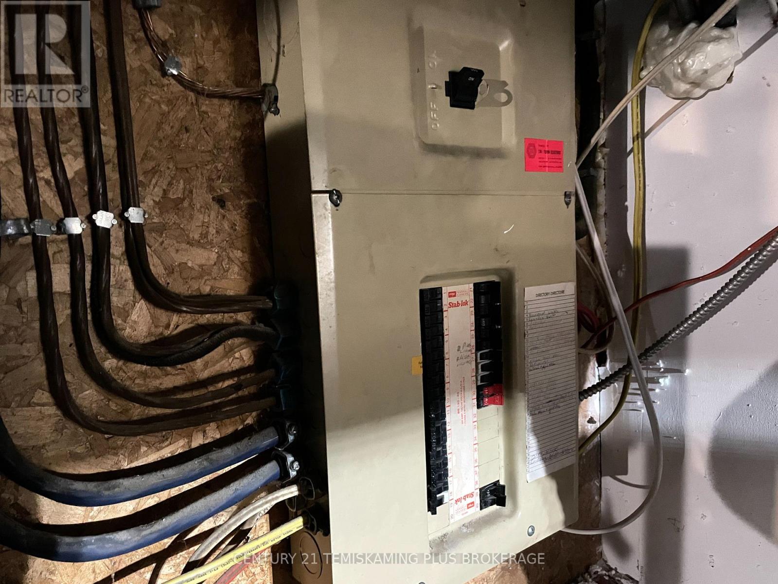 402 Farah Avenue, Temiskaming Shores, Ontario  P0J 1P0 - Photo 35 - T12931130