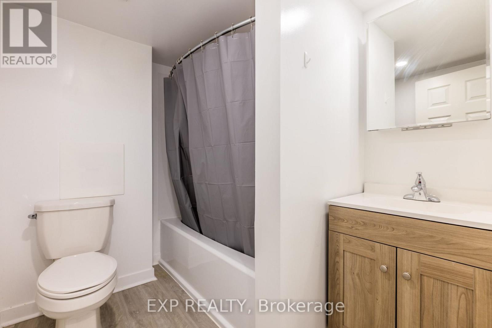 35 Withrow Avenue, Ottawa, Ontario  K2G 2H7 - Photo 26 - X12931098