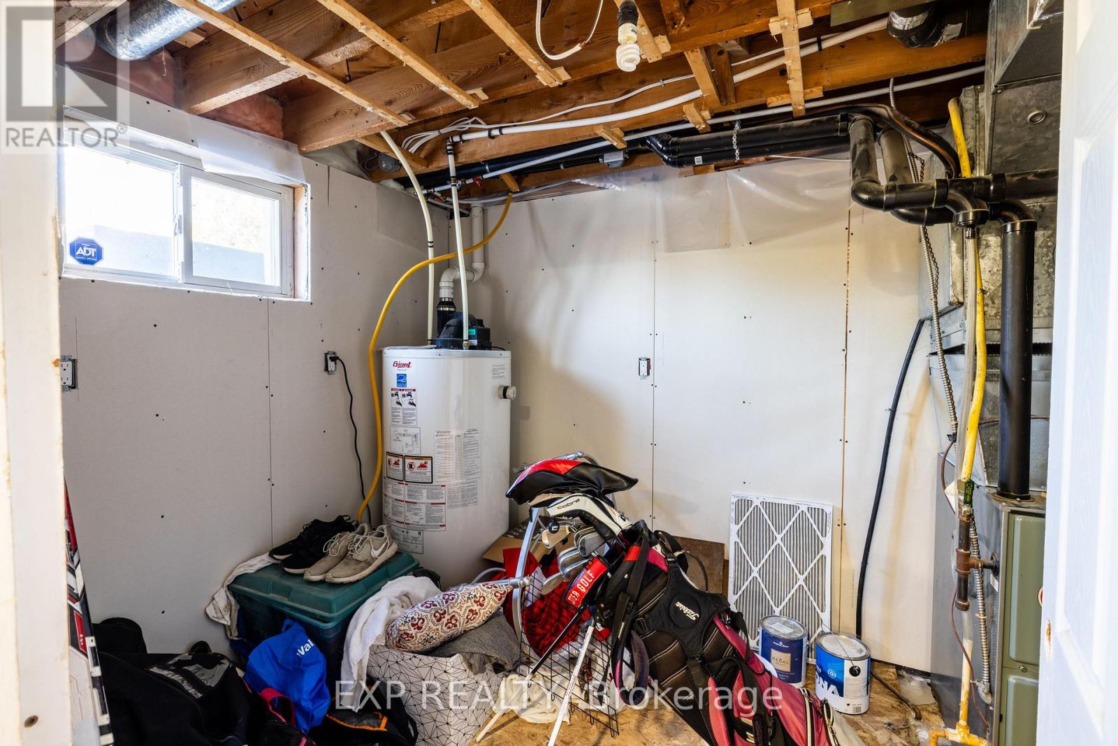 35 Withrow Avenue, Ottawa, Ontario  K2G 2H7 - Photo 33 - X12931098