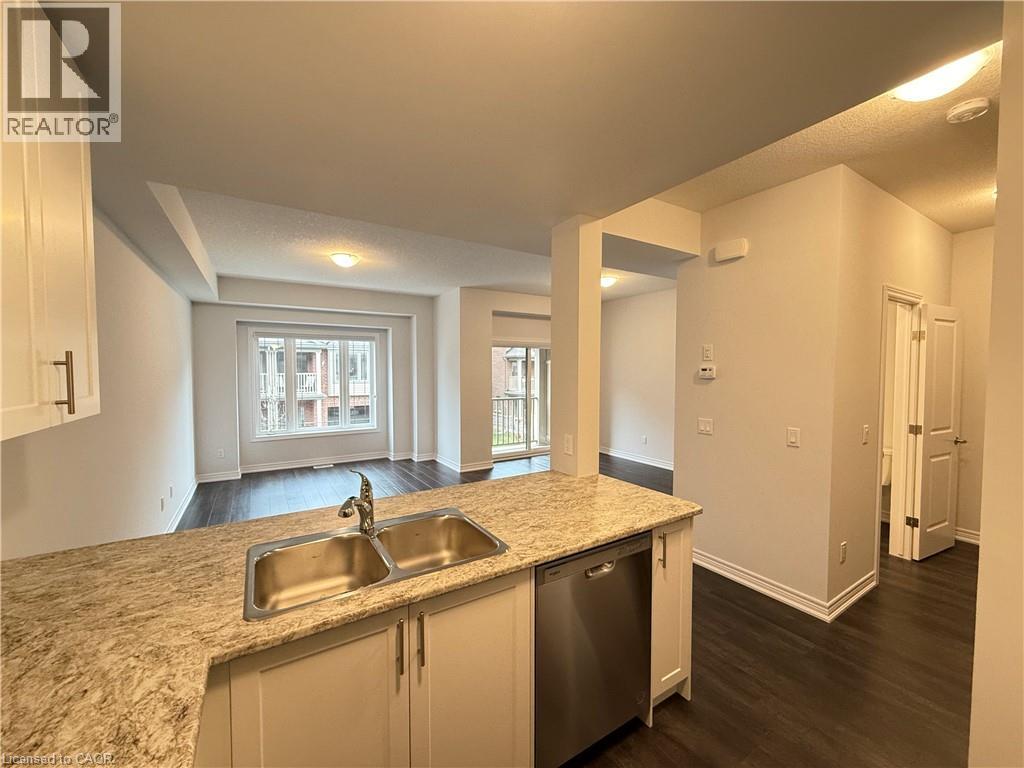 19 Picardy Drive Unit# 35, Hamilton, Ontario  L8J 0M7 - Photo 6 - 40815816