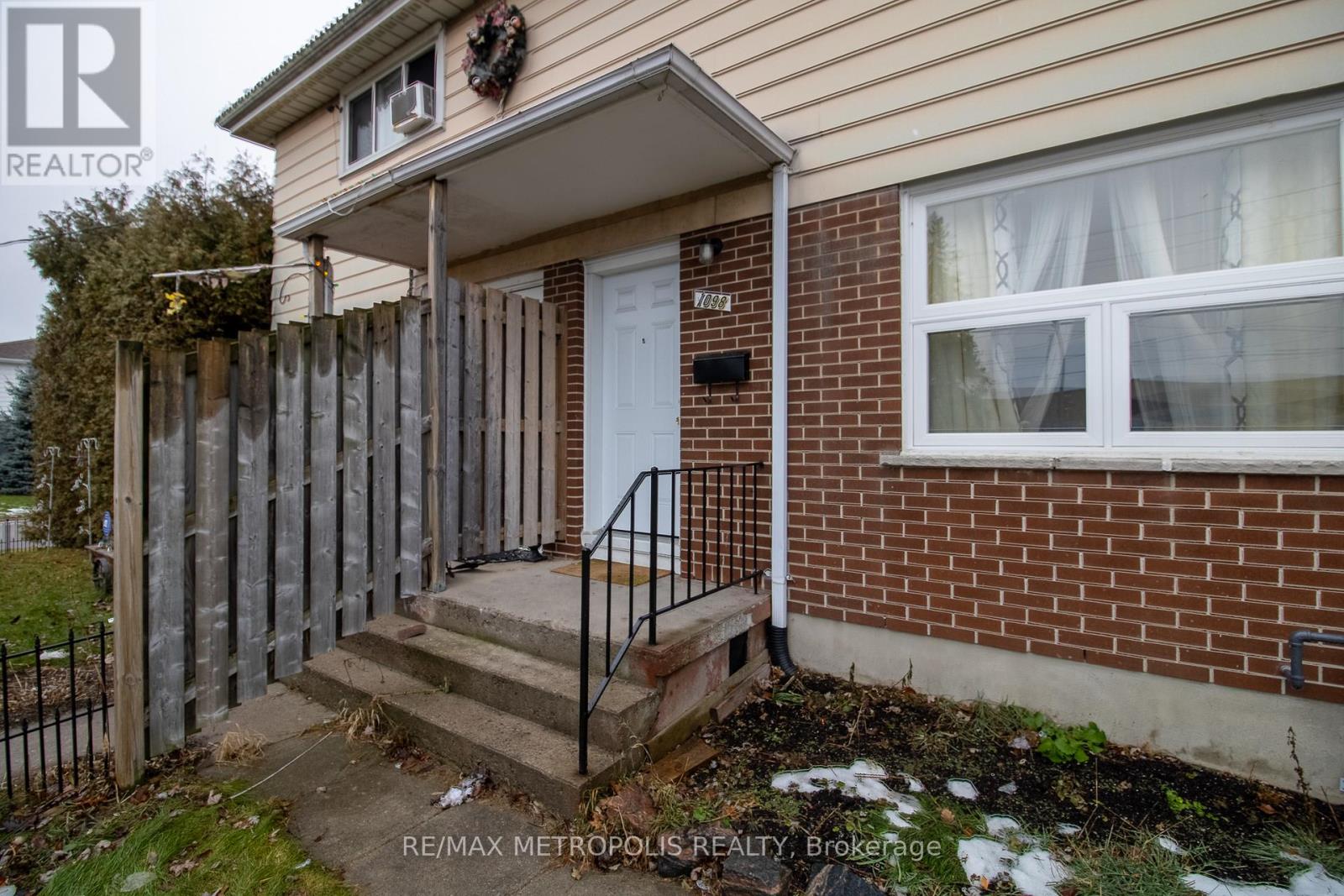1098 Cedar Street, Oshawa, Ontario  L1J 3R9 - Photo 24 - E12931078