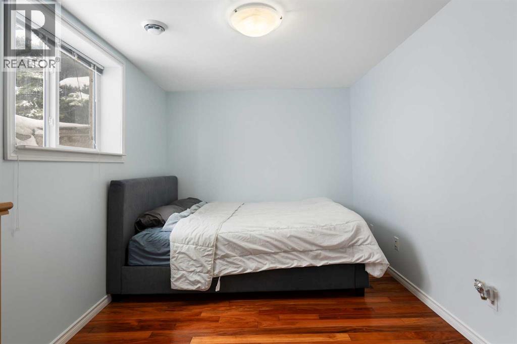 232 Silverview Way Nw, Calgary, Alberta  T3B 3K3 - Photo 32 - A2295823