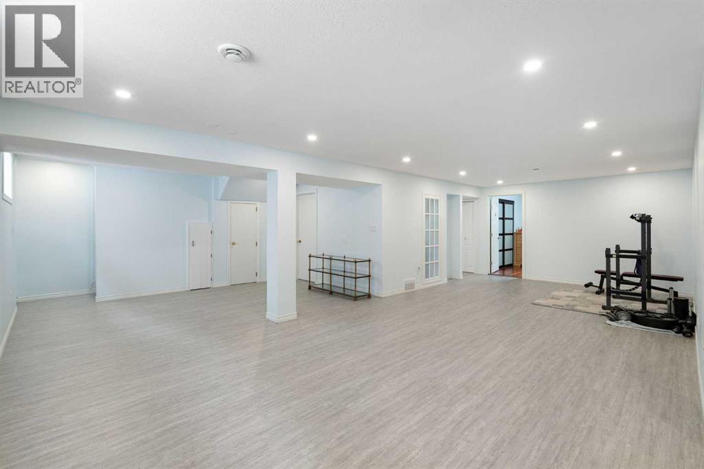 232 Silverview Way Nw, Calgary, Alberta  T3B 3K3 - Photo 28 - A2295823