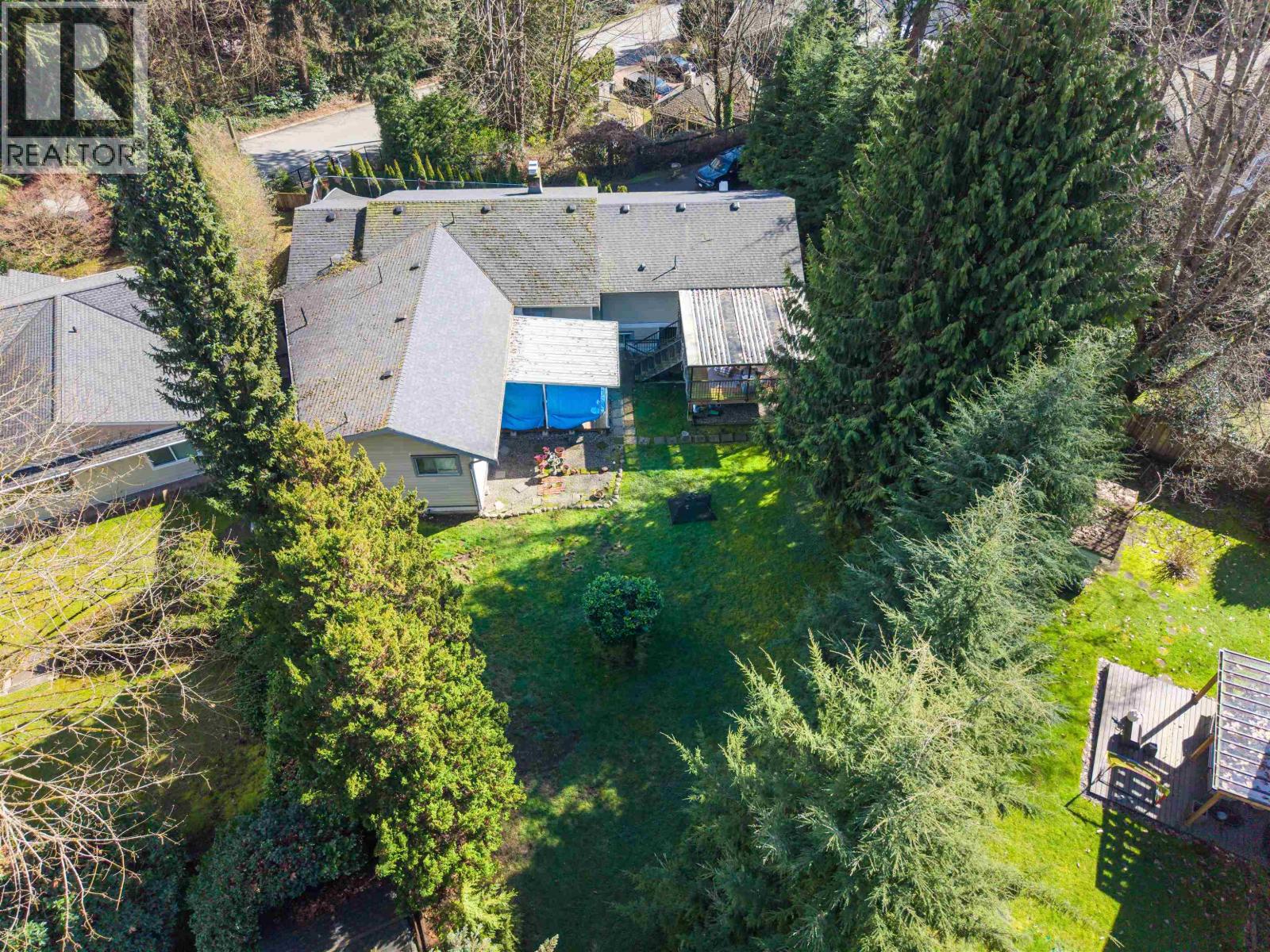 1329 Appin Road, North Vancouver, British Columbia  V7J 2T4 - Photo 32 - R3104318