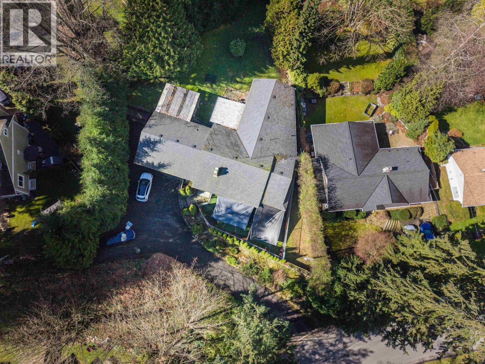 1329 Appin Road, North Vancouver, British Columbia  V7J 2T4 - Photo 31 - R3104318