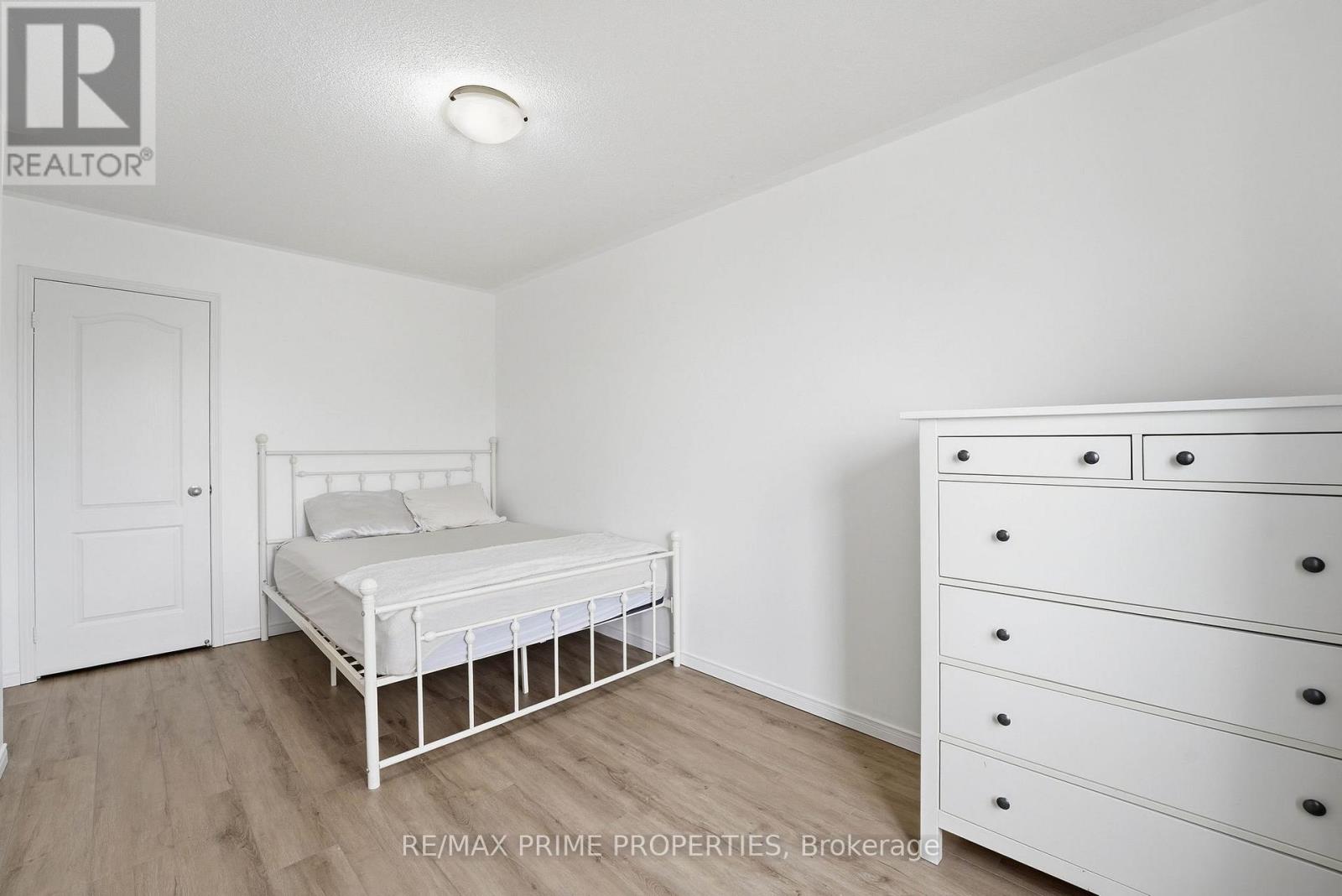 157 Meadowhawk Trail, Bradford West Gwillimbury, Ontario  L3Z 0E3 - Photo 17 - N12931108