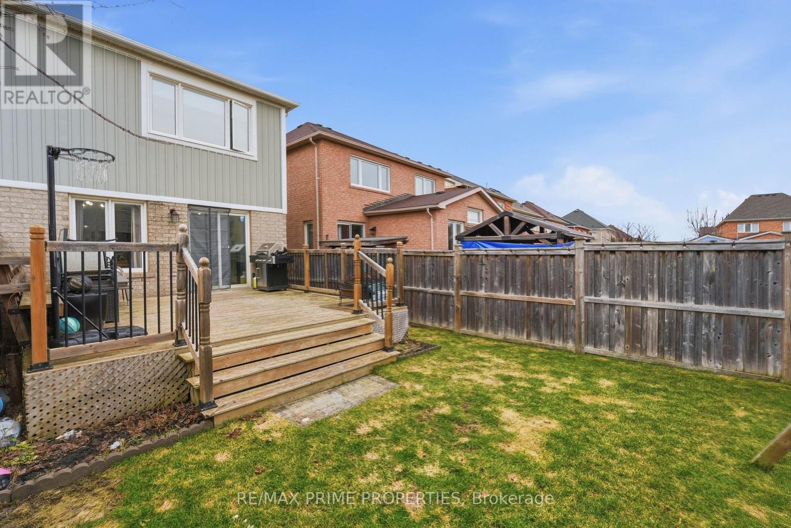 157 Meadowhawk Trail, Bradford West Gwillimbury, Ontario  L3Z 0E3 - Photo 25 - N12931108