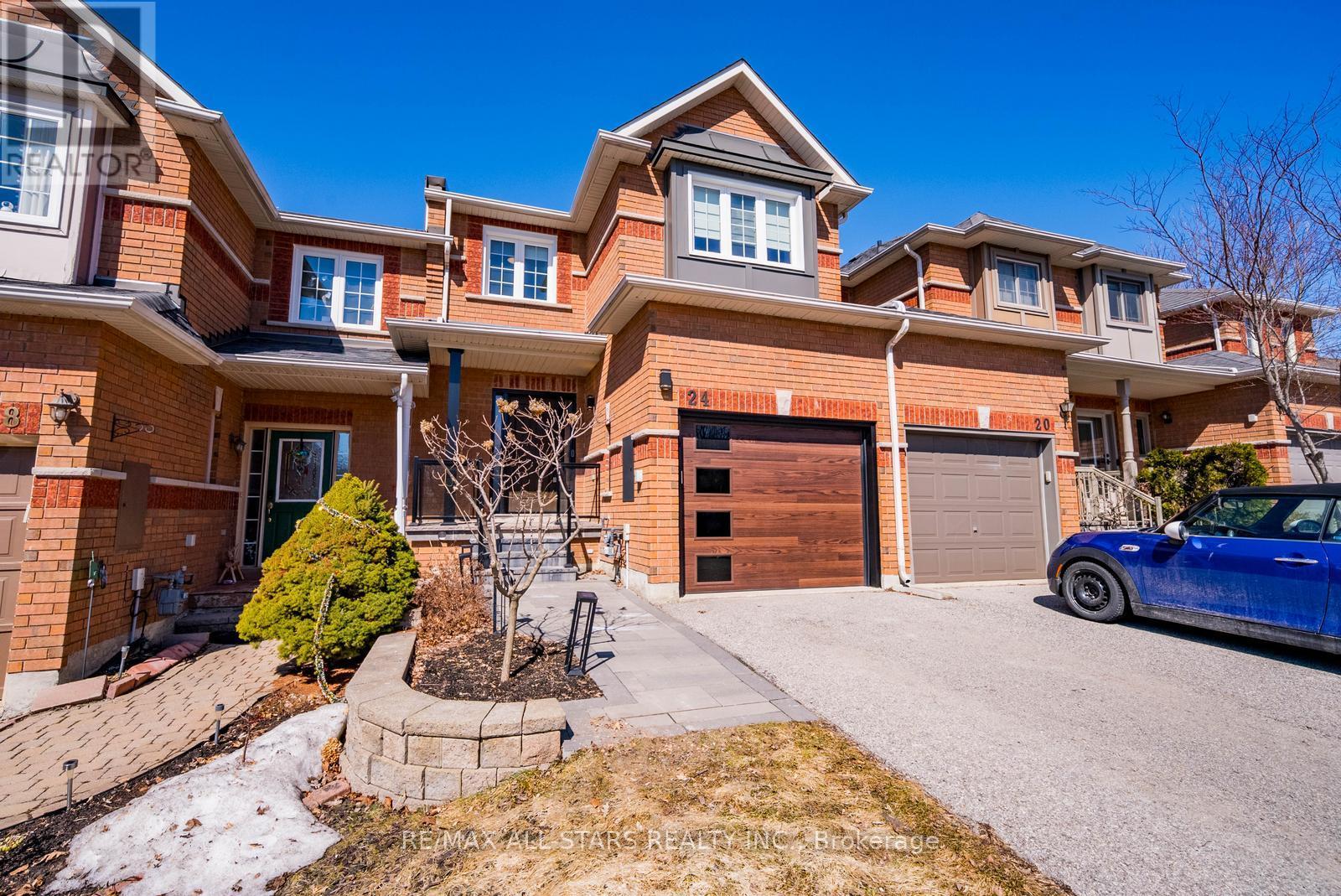 24 WILLOWAY, Whitchurch-Stouffville, Ontario