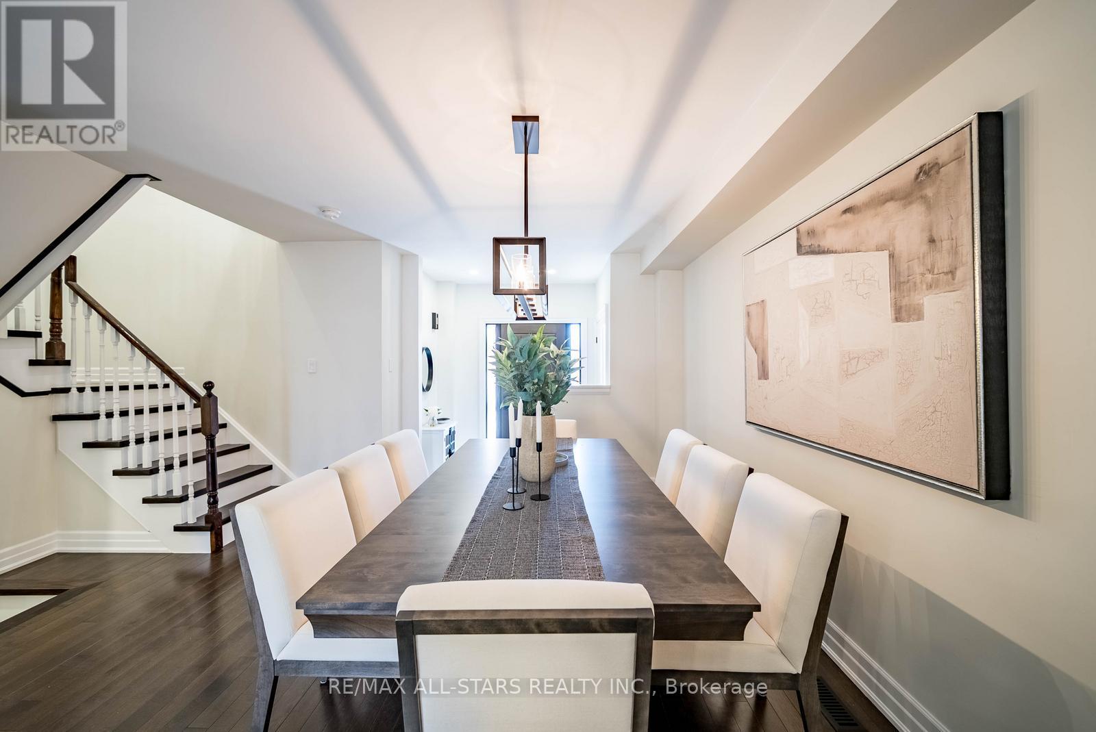 24 Willoway, Whitchurch-Stouffville, Ontario  L4A 1K7 - Photo 11 - N12931148