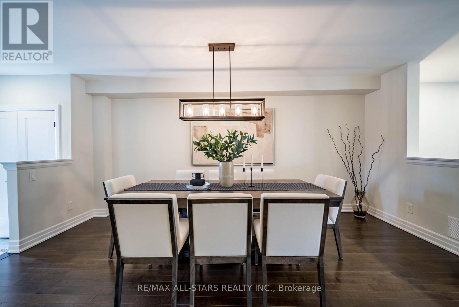 24 Willoway, Whitchurch-Stouffville, Ontario  L4A 1K7 - Photo 12 - N12931148