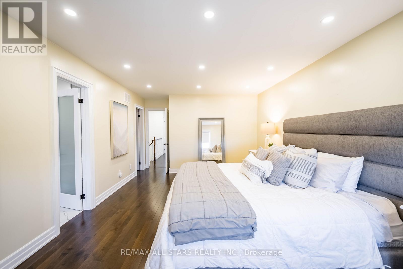 24 Willoway, Whitchurch-Stouffville, Ontario  L4A 1K7 - Photo 26 - N12931148