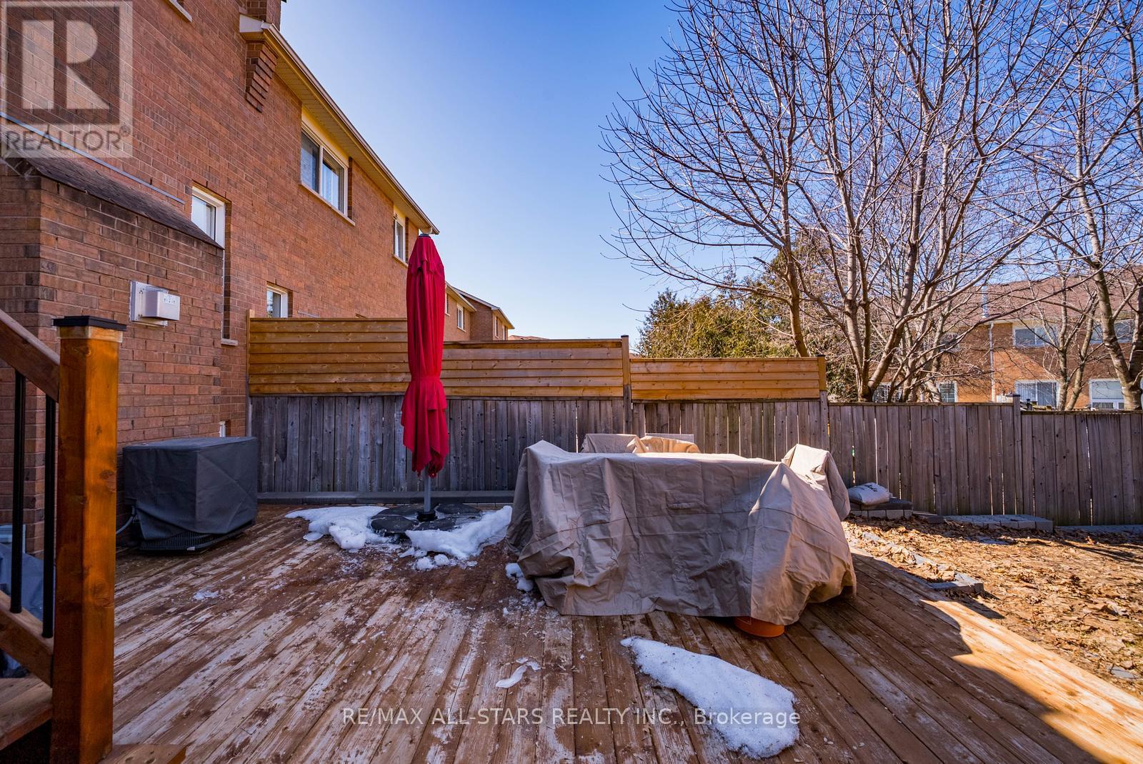 24 Willoway, Whitchurch-Stouffville, Ontario  L4A 1K7 - Photo 40 - N12931148