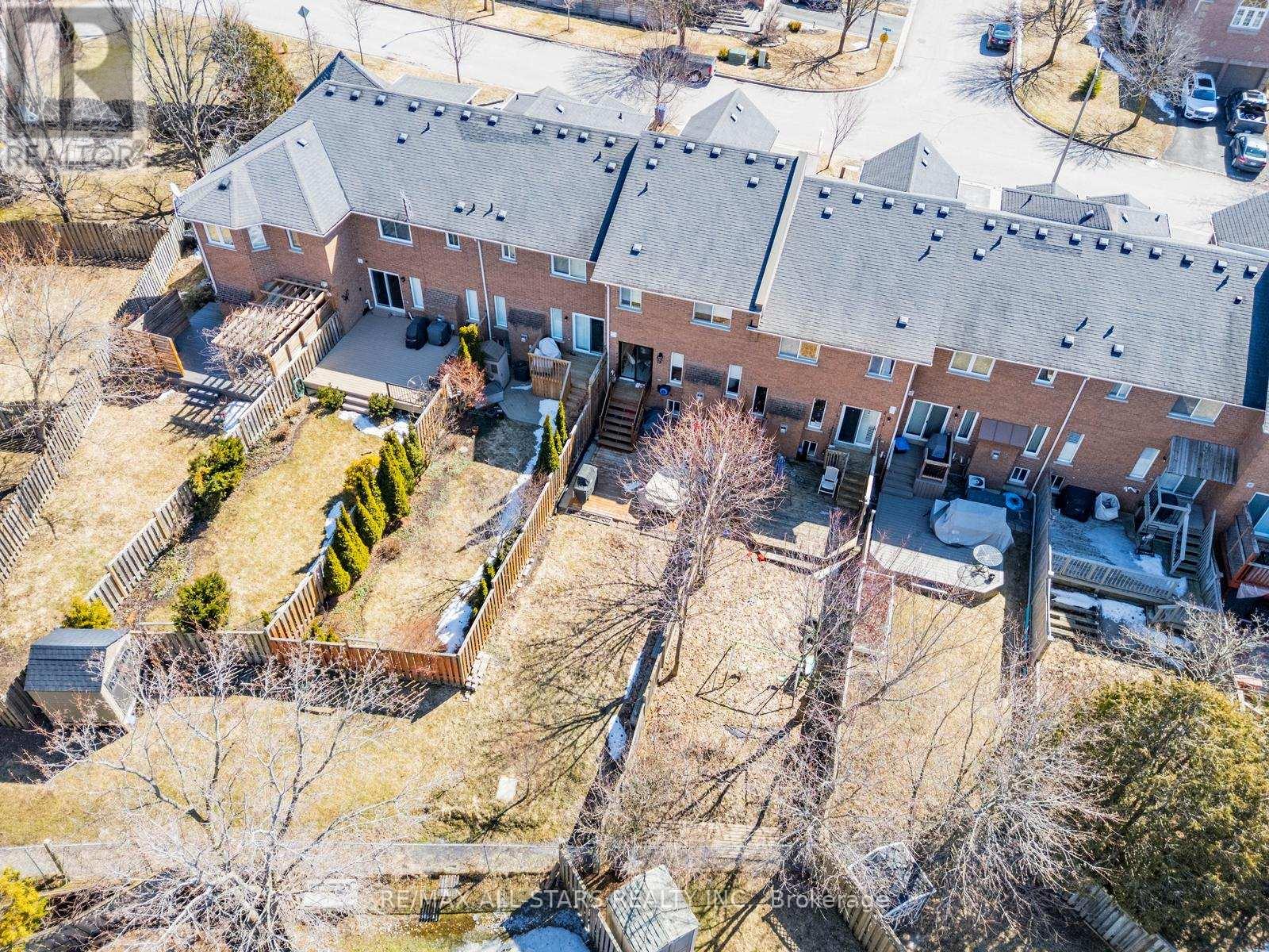 24 Willoway, Whitchurch-Stouffville, Ontario  L4A 1K7 - Photo 48 - N12931148