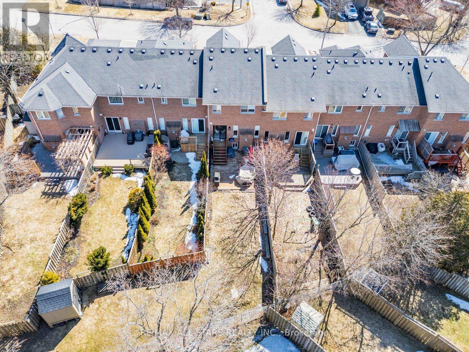 24 Willoway, Whitchurch-Stouffville, Ontario  L4A 1K7 - Photo 49 - N12931148