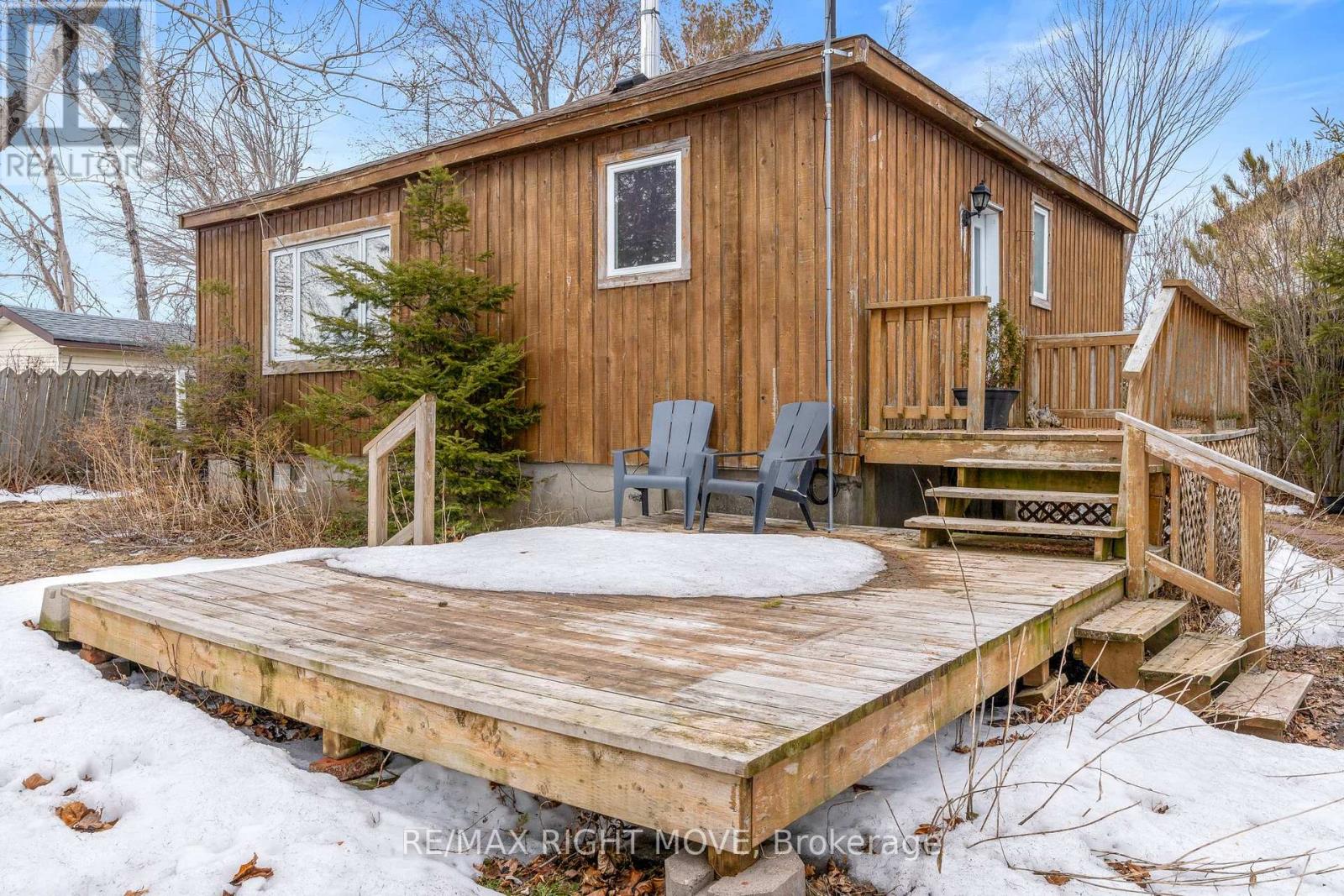 2674 Lone Birch Trail, Ramara, Ontario  L0K 1B0 - Photo 2 - S12931096