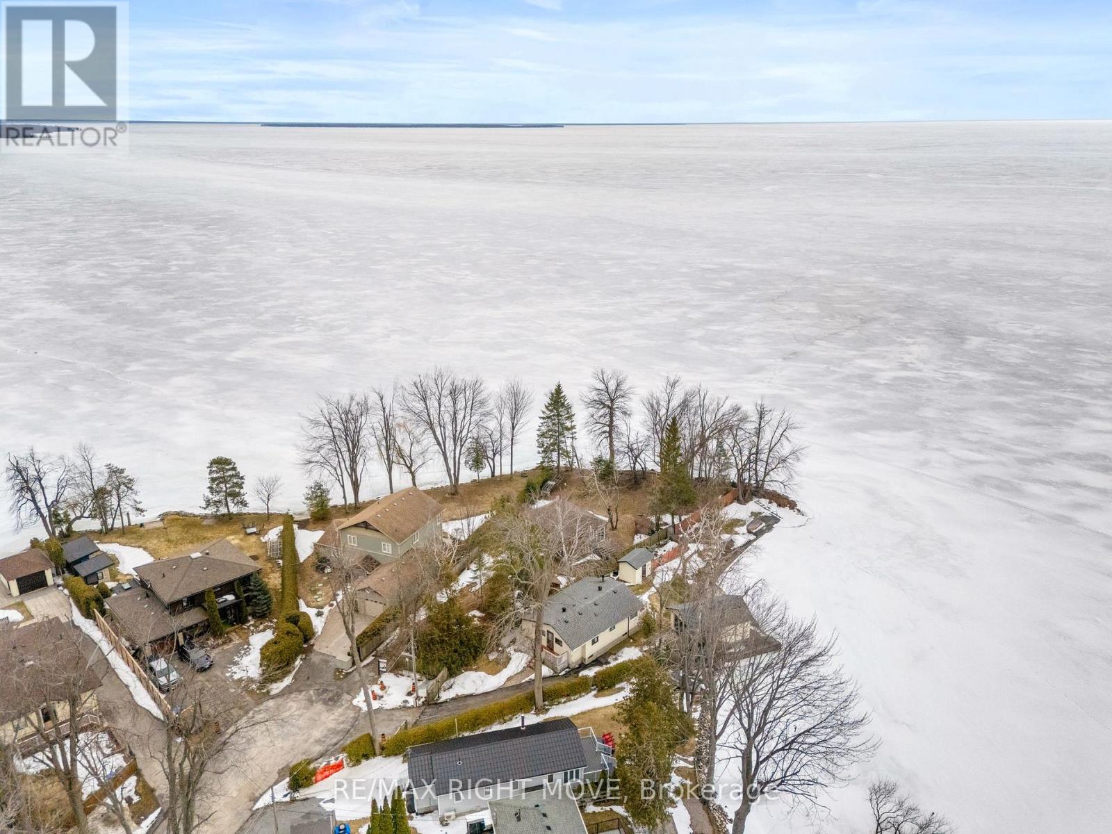 2674 Lone Birch Trail, Ramara, Ontario  L0K 1B0 - Photo 47 - S12931096