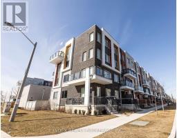 82 WILLIAM DUNCAN ROAD, Toronto, Ontario