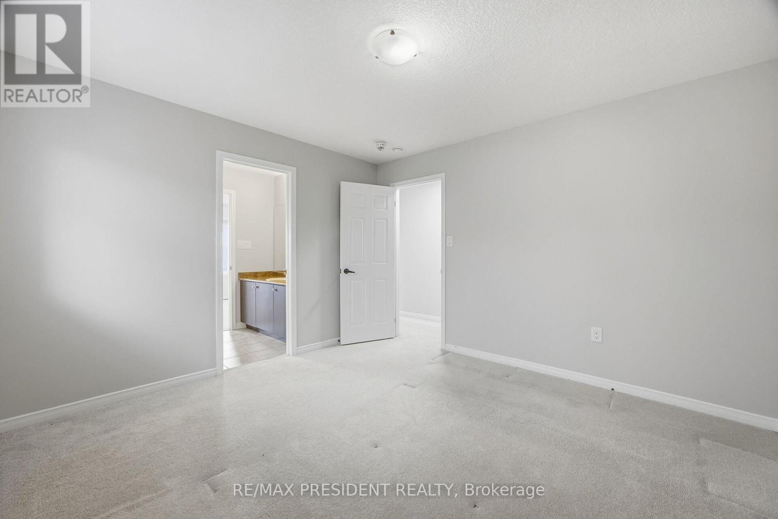 584 Remembrance Road, Brampton, Ontario  L7A 4N2 - Photo 33 - W12931082