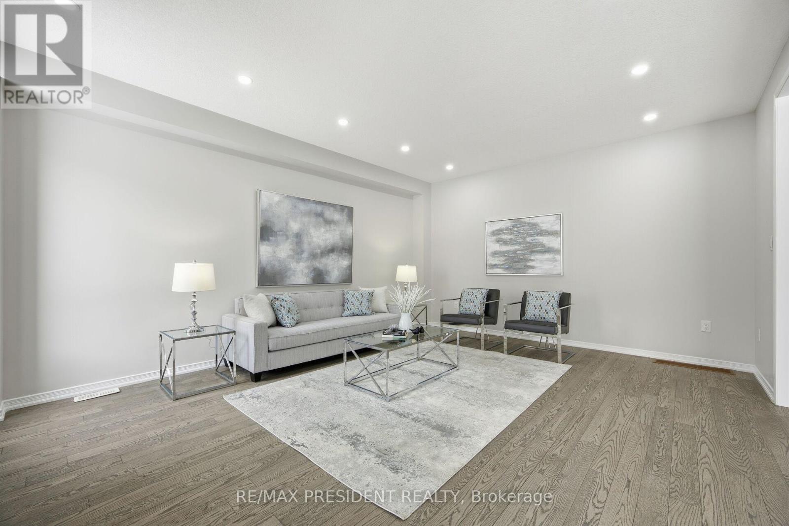 584 Remembrance Road, Brampton, Ontario  L7A 4N2 - Photo 8 - W12931082