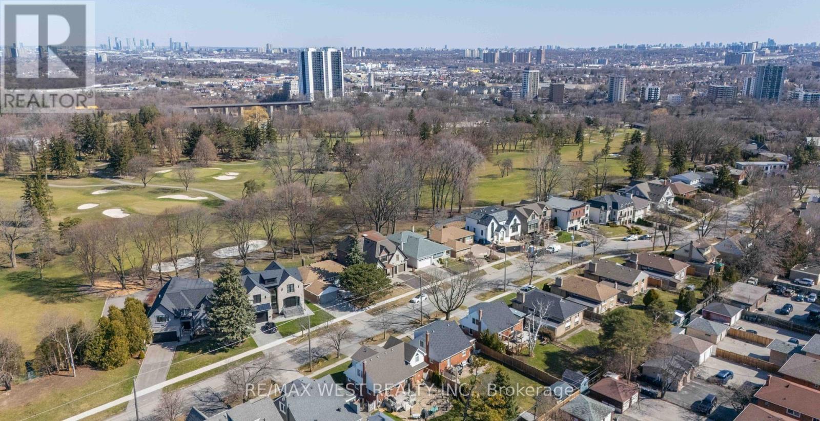 28 Braywin Drive N, Toronto, Ontario  M9P 2P1 - Photo 27 - W12931088