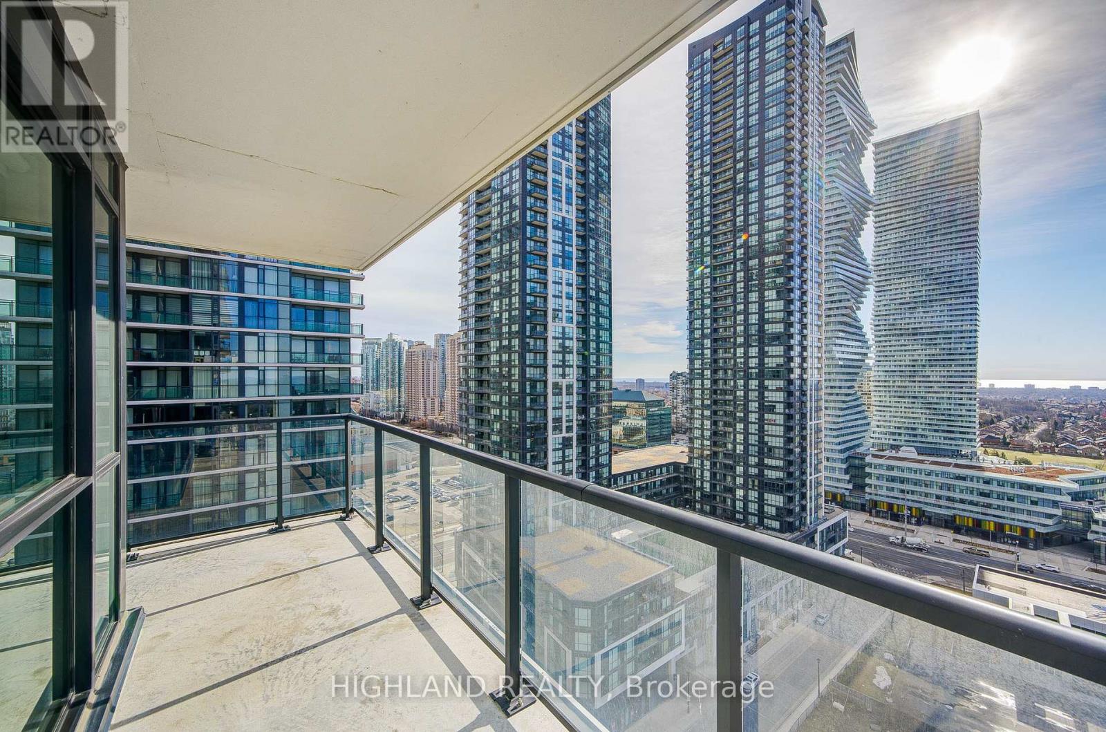 1918 - 4055 Parkside Village Drive, Mississauga (City Centre), Ontario  L5B 0K8 - Photo 24 - W12931090