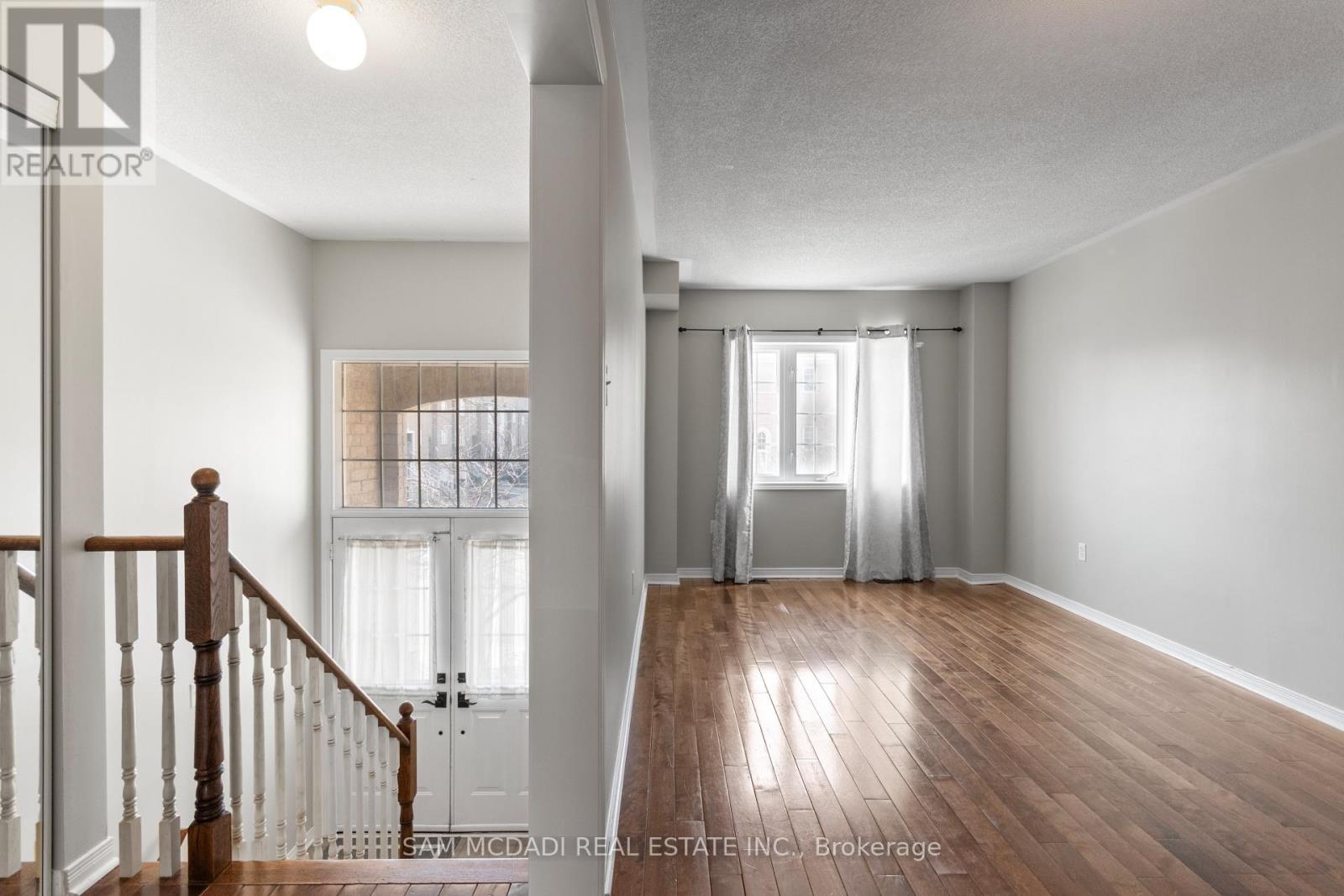 5783 Tiz Road, Mississauga, Ontario  L5R 0B4 - Photo 10 - W12931104