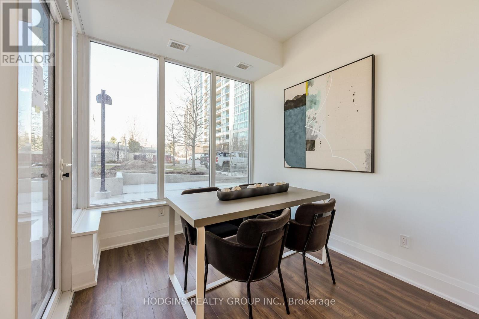 1711 - 1035 Southdown Road, Mississauga, Ontario  L5J 0A2 - Photo 16 - W12931106