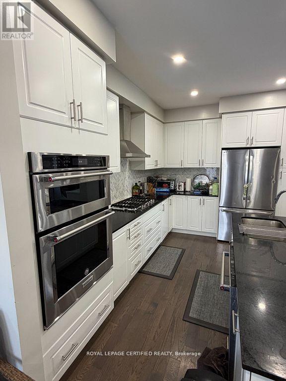 1111 Hamman Way, Milton, Ontario  L9E 1K2 - Photo 10 - W12931118