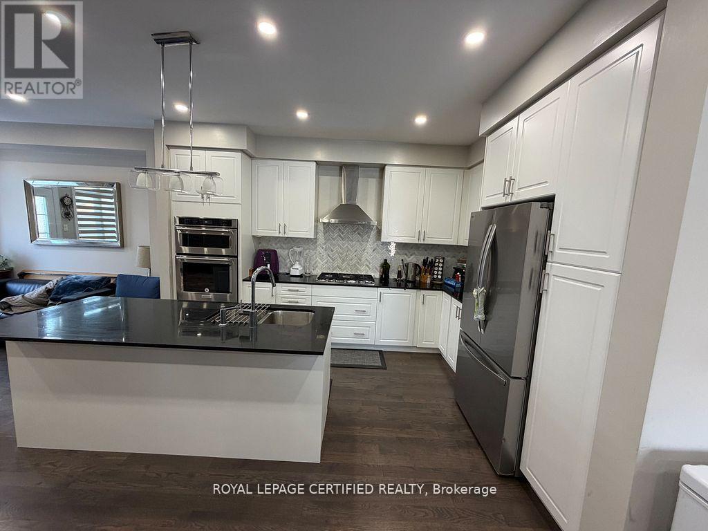 1111 Hamman Way, Milton, Ontario  L9E 1K2 - Photo 11 - W12931118