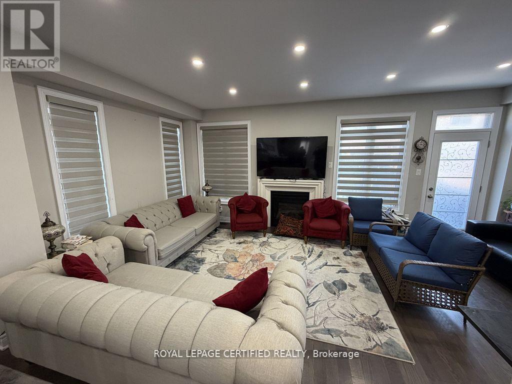 1111 Hamman Way, Milton, Ontario  L9E 1K2 - Photo 8 - W12931118