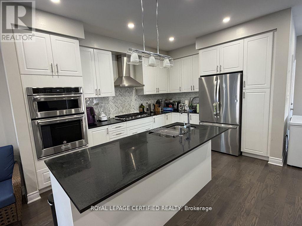 1111 Hamman Way, Milton, Ontario  L9E 1K2 - Photo 9 - W12931118