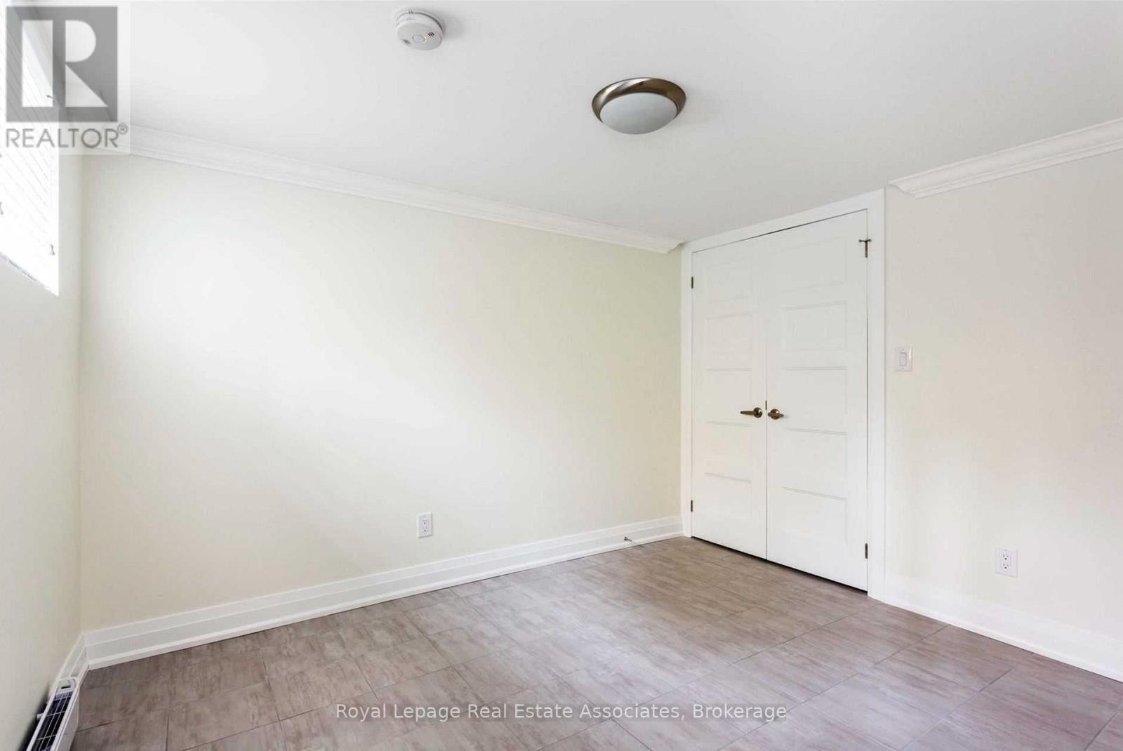 Lower Level - 669 Indian Road, Toronto, Ontario  M6P 1H8 - Photo 7 - W12931124