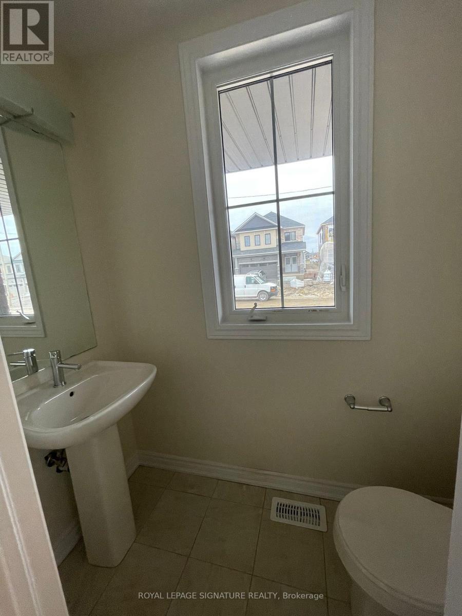 25 Buttercream Avenue, Thorold, Ontario  L2V 0L3 - Photo 23 - X12931102