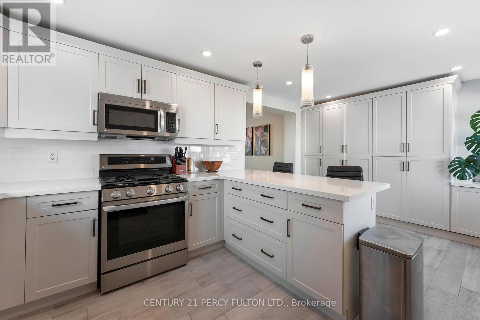 111 Melrose Avenue N, Hamilton, Ontario  L8L 6X4 - Photo 9 - X12931128