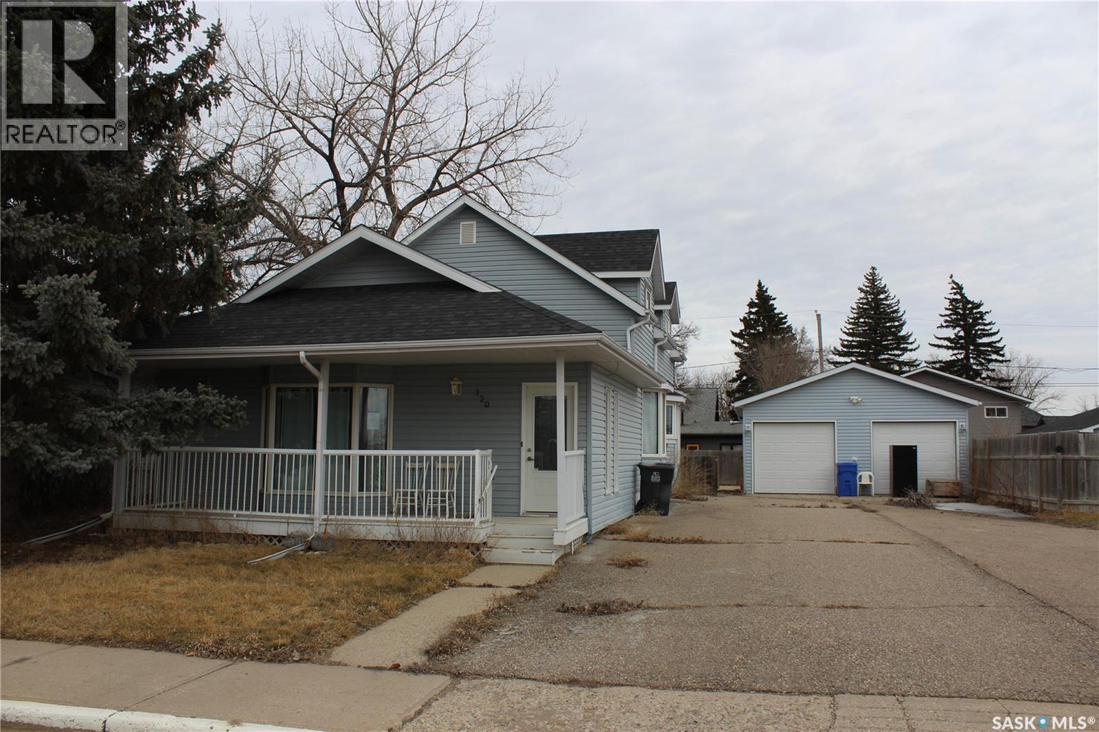 120 Main Street, Midale, Saskatchewan  S0C 1S0 - Photo 1 - SK031366
