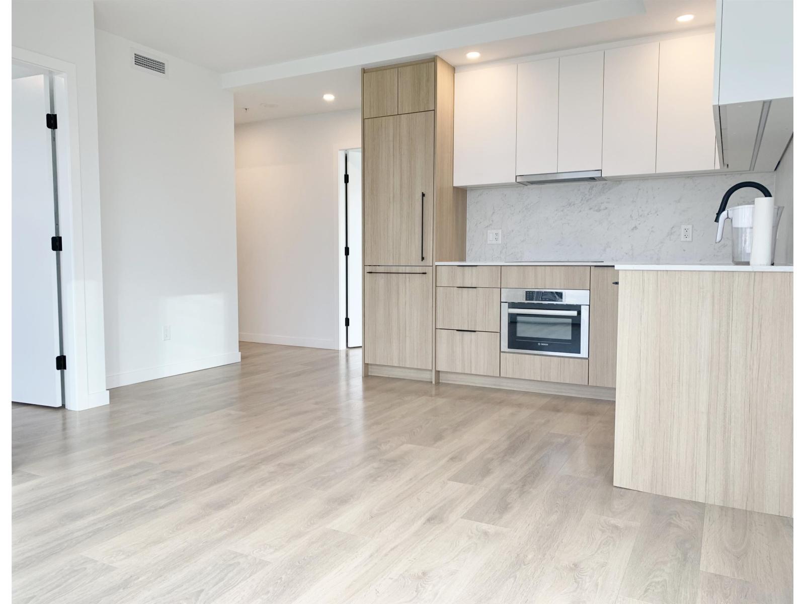 1511 13685 102 Avenue, Surrey, British Columbia  V3T 1N7 - Photo 1 - R3104348