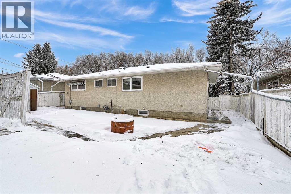 1483 Northmount Drive Nw, Calgary, Alberta  T2L 0G7 - Photo 39 - A2287712