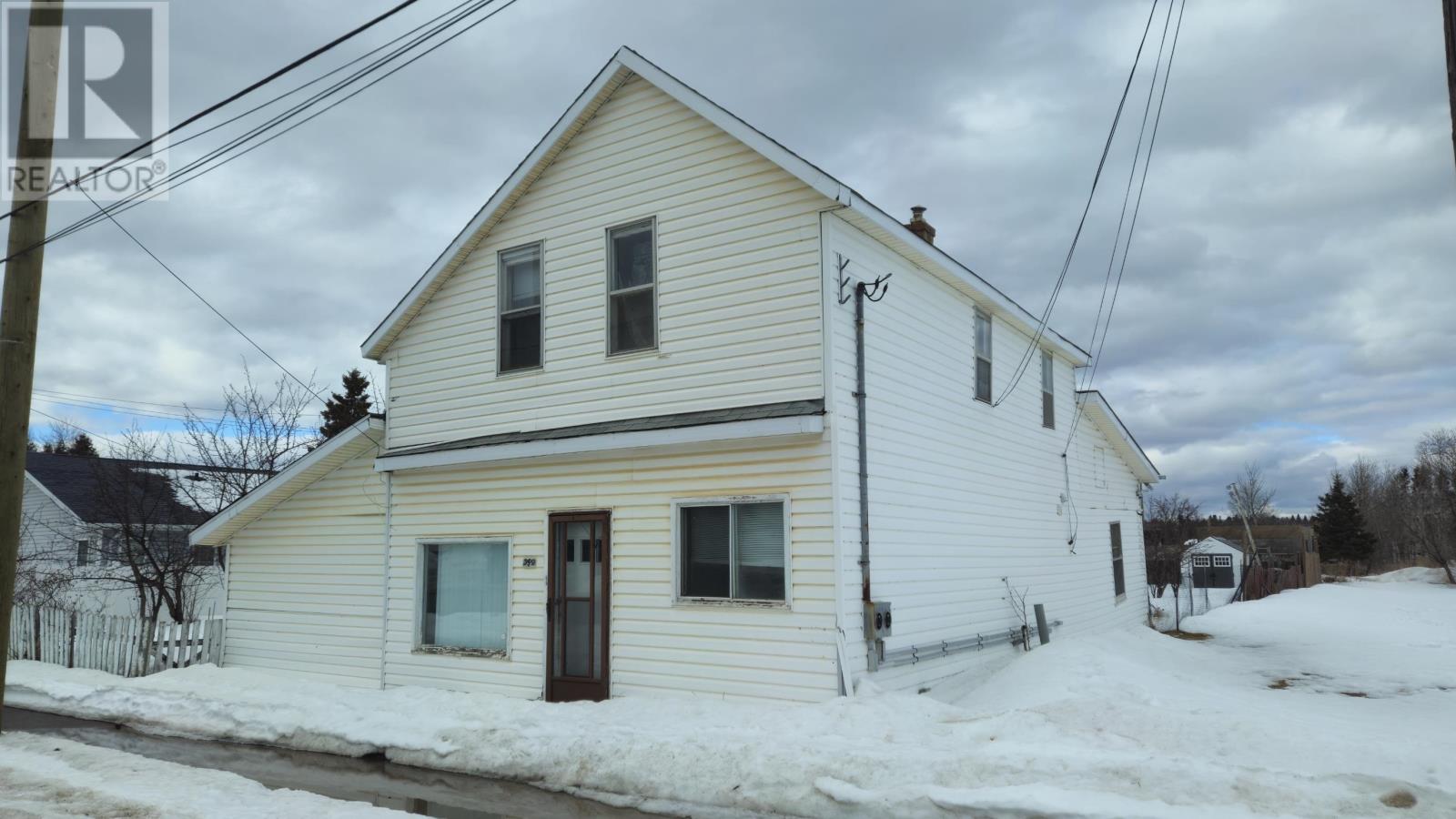 340 First Ave, Thunder Bay, Ontario  P7B 3G9 - Photo 3 - TB2600400