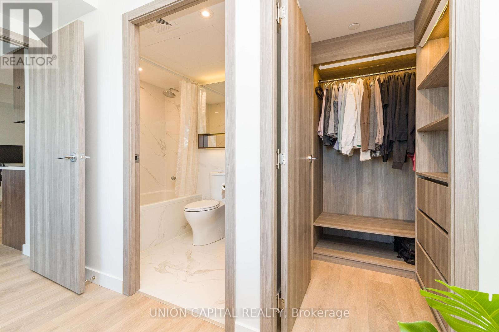 4502 - 38 Widmer Street, Toronto, Ontario  M5V 0P7 - Photo 16 - C12931176