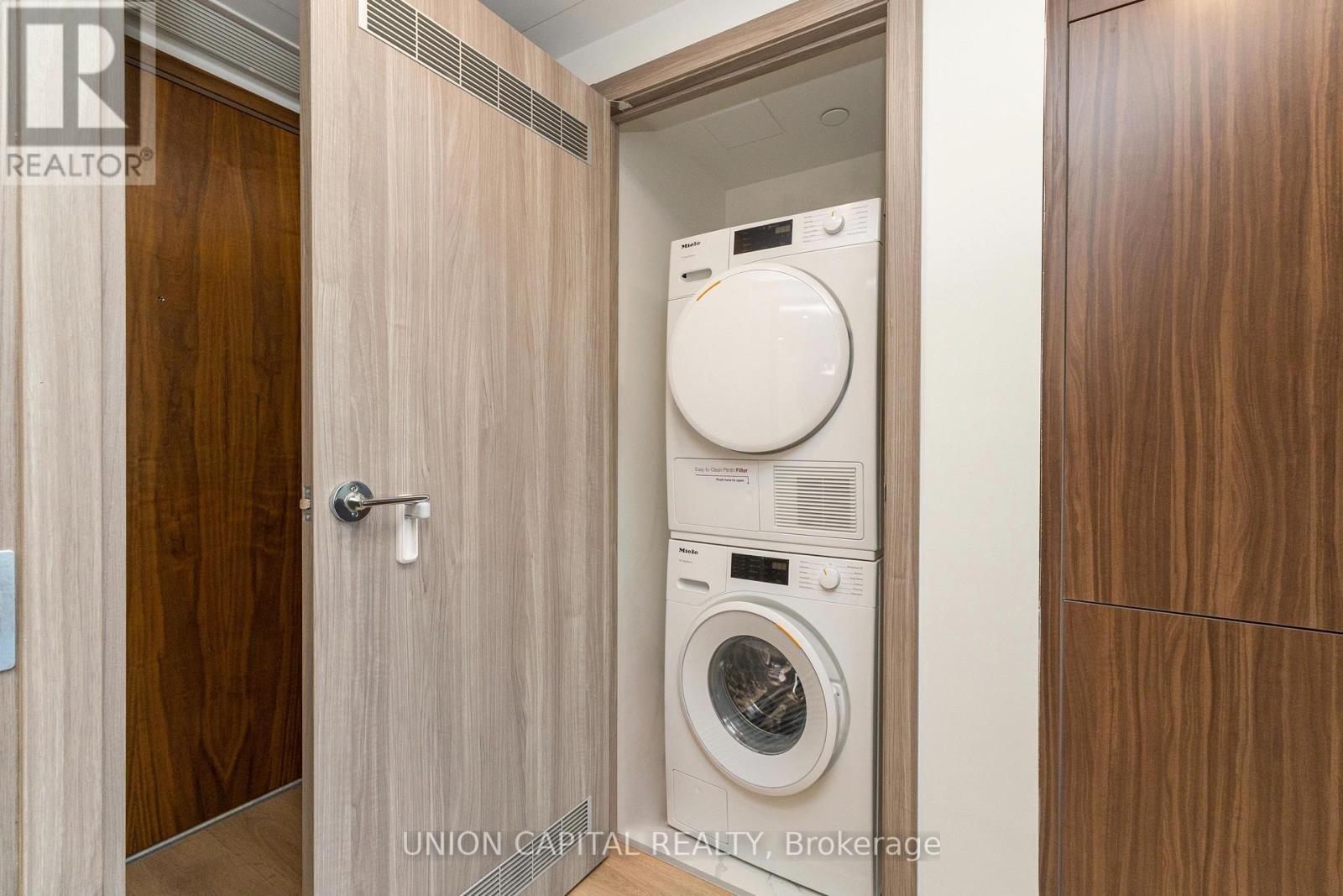 4502 - 38 Widmer Street, Toronto, Ontario  M5V 0P7 - Photo 22 - C12931176