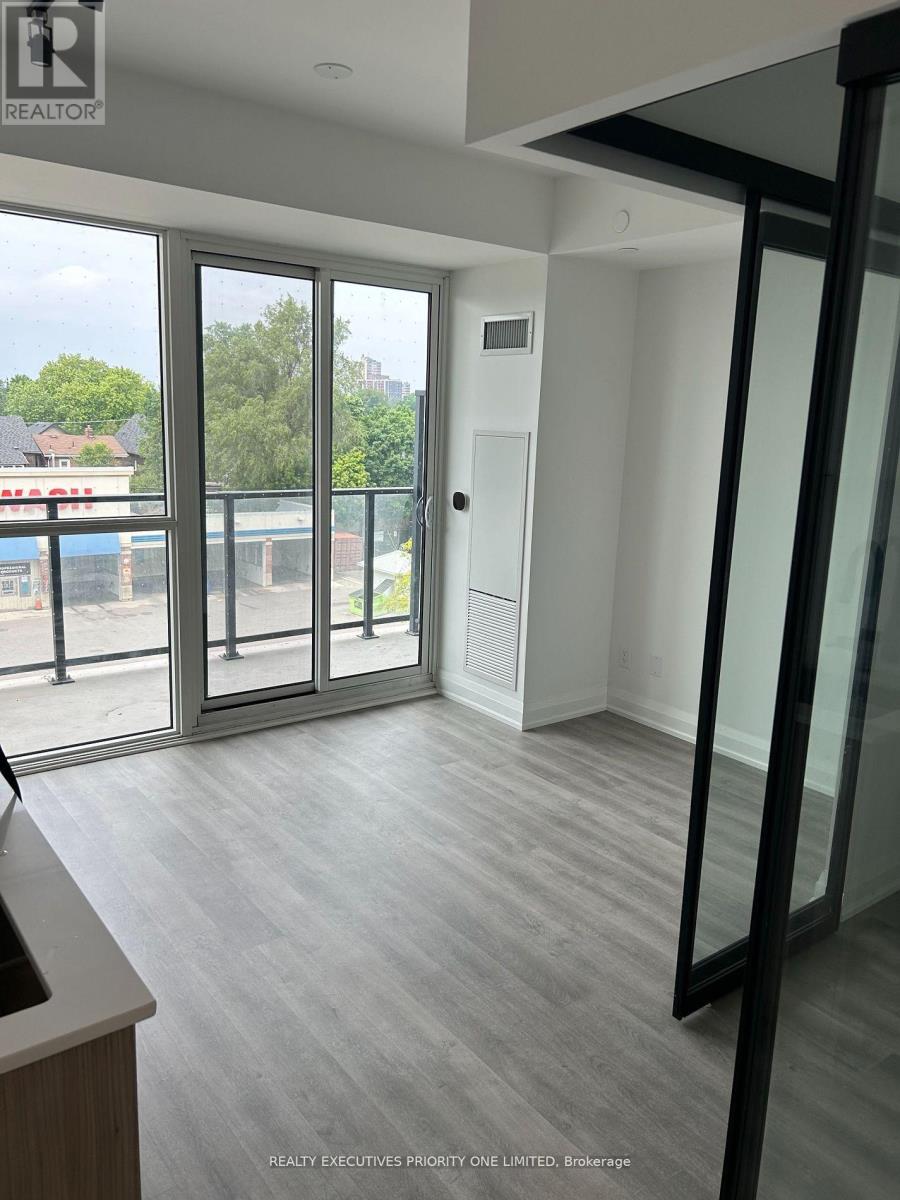 407 - 2369 Danforth Avenue, Toronto, Ontario  M4C 0B1 - Photo 9 - E12931160