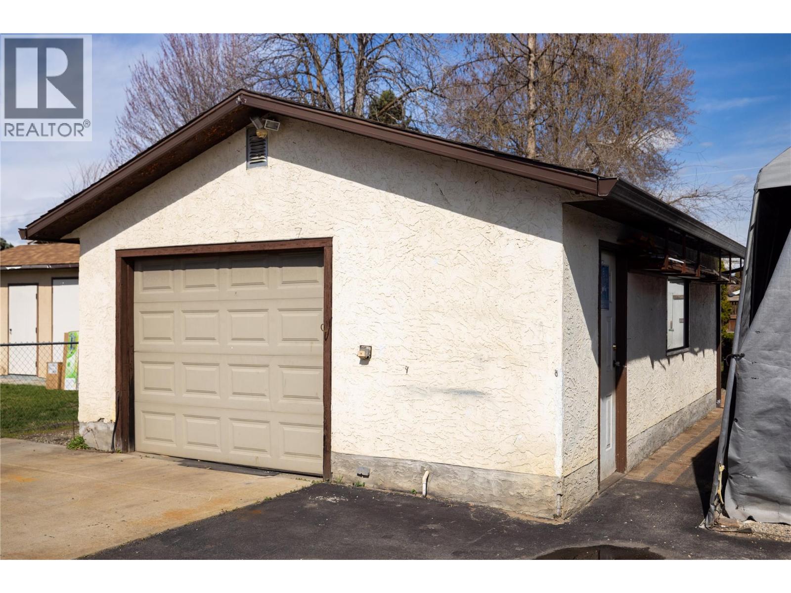 250 Hillaby Avenue, Kelowna, British Columbia  V1X 5V6 - Photo 27 - 10380933