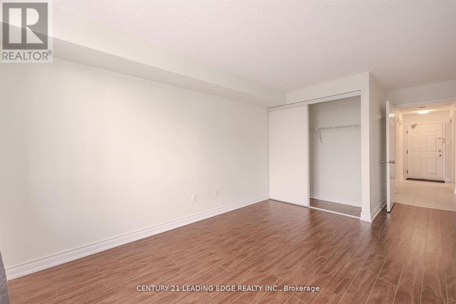 302 - 175 Cedar Avenue, Richmond Hill, Ontario  L4C 9V3 - Photo 11 - N12931056