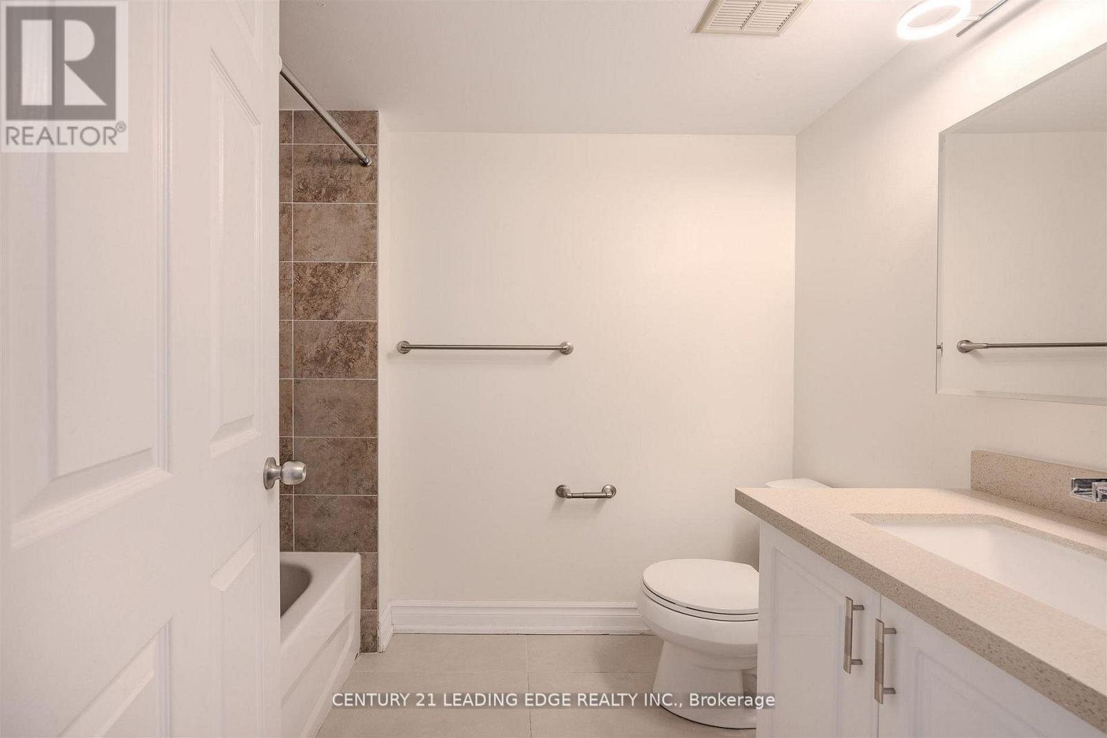 302 - 175 Cedar Avenue, Richmond Hill, Ontario  L4C 9V3 - Photo 13 - N12931056