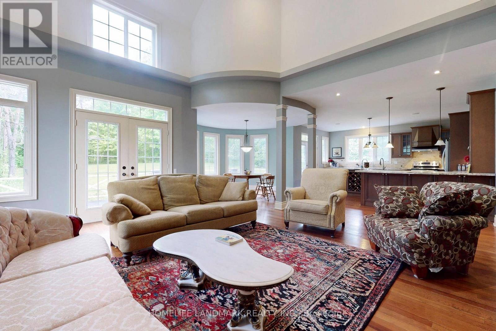 19 Wolf Run Court, Whitchurch-Stouffville, Ontario  L4A 2L4 - Photo 11 - N12931174