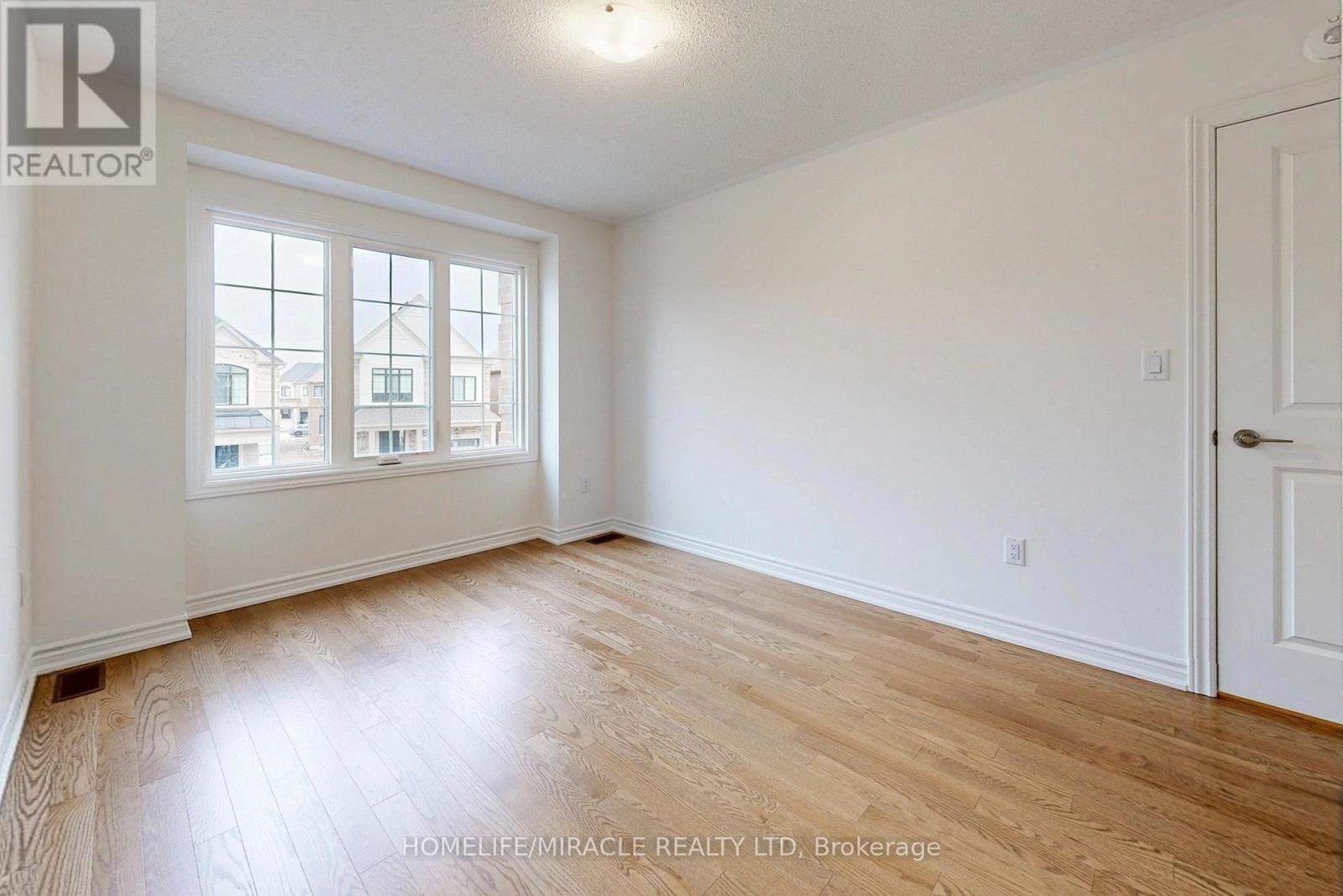 1460 Chamomile Crescent, Milton, Ontario  L9E 2E9 - Photo 36 - W12928730