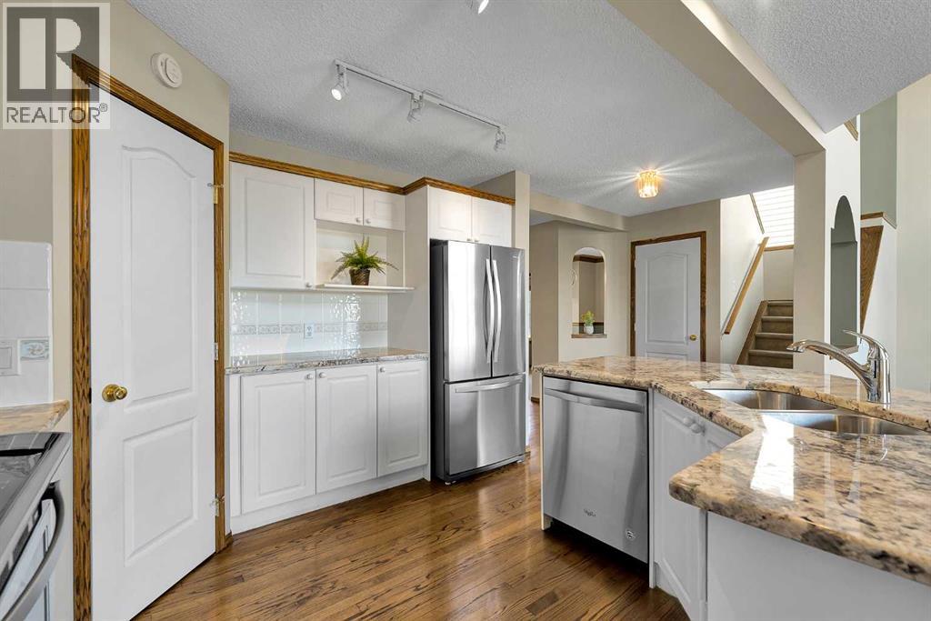 271 Edgebrook Park Nw, Calgary, Alberta  T3A 5T7 - Photo 17 - A2295285