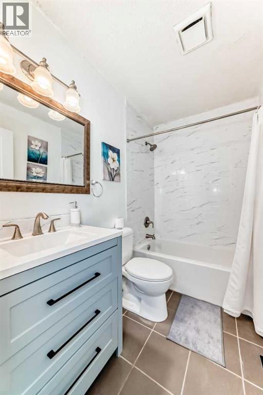 200 Edgemont Estates Drive NW, Calgary, Alberta  t3a 2m3 - Photo 3 - A2297117