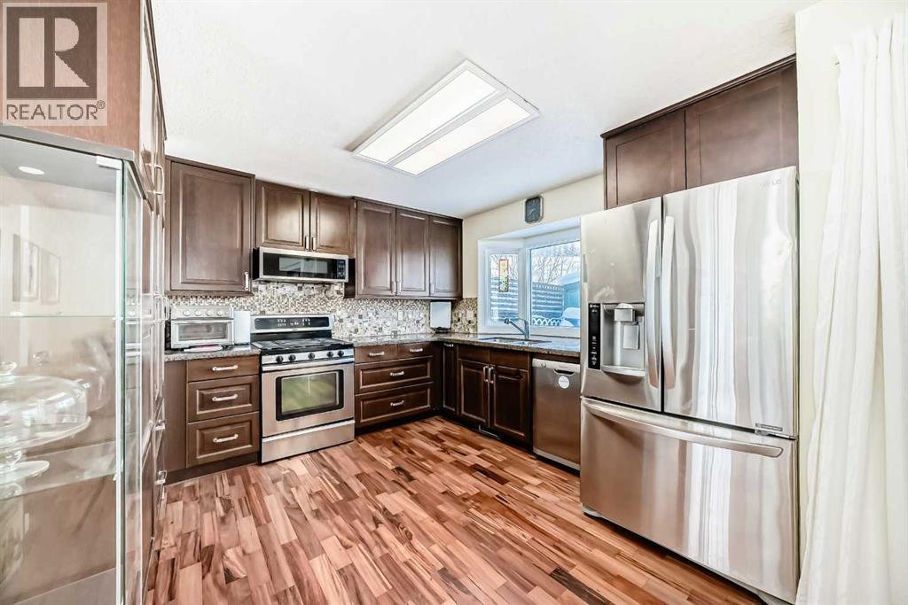 200 Edgemont Estates Drive NW, Calgary, Alberta  t3a 2m3 - Photo 17 - A2297117